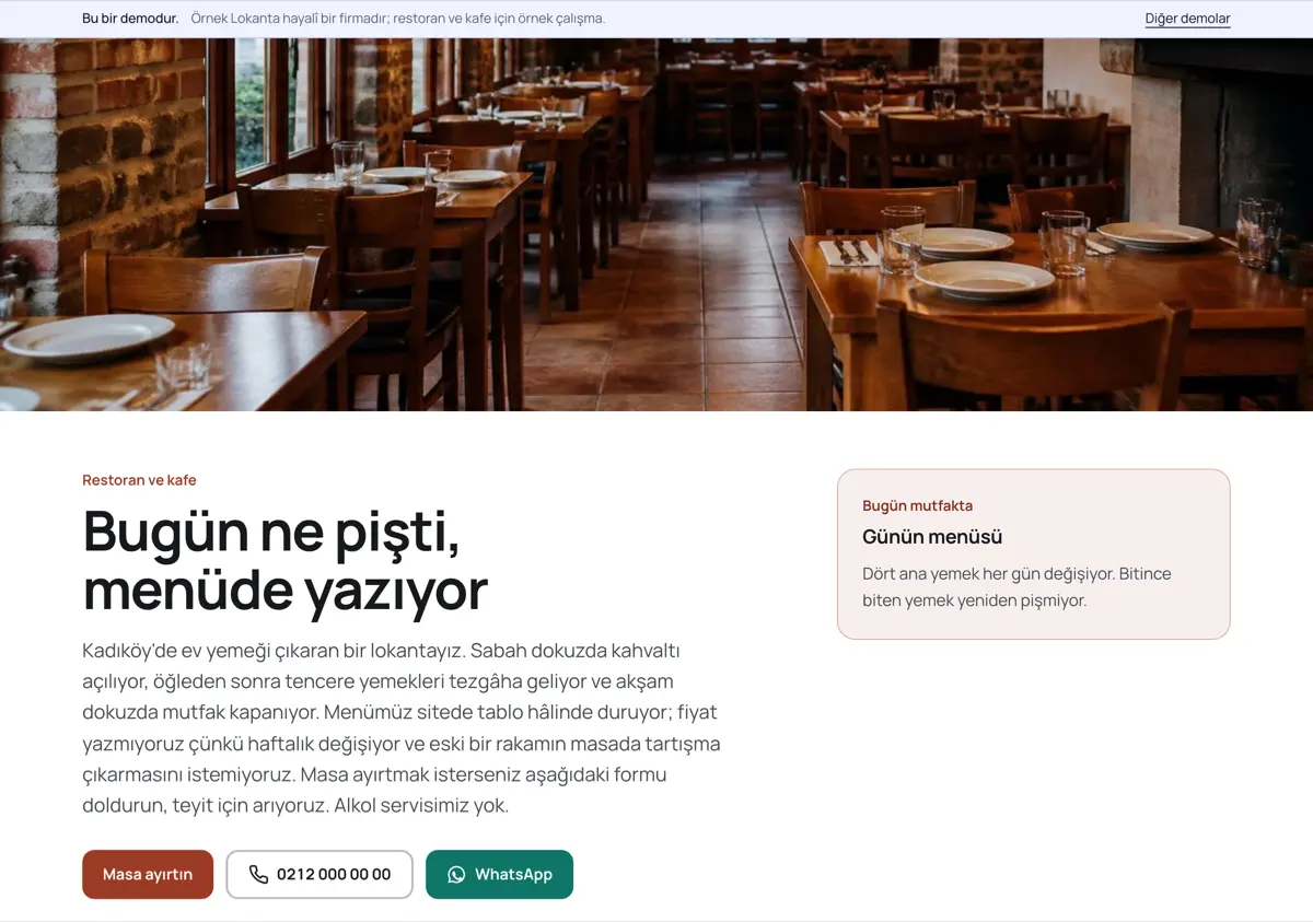 Sıcak tonlu ilk ekranın altında o günün yemek listesi ve yanında masa rezervasyon formunun gün, saat ve kişi sayısı alanları.